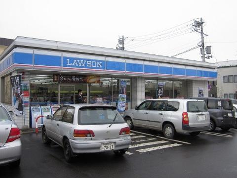 コンビニ　ローソン札幌八軒6条店（コンビニ）まで345m