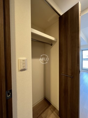 収納　PHOENIX新大阪　クローゼット