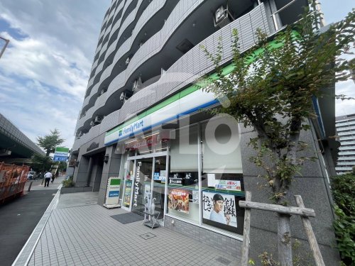 コンビニ　ファミリーマート 淀川宮原店（コンビニ）まで150m