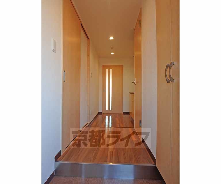 その他部屋・スペース　玄関から見たところです。