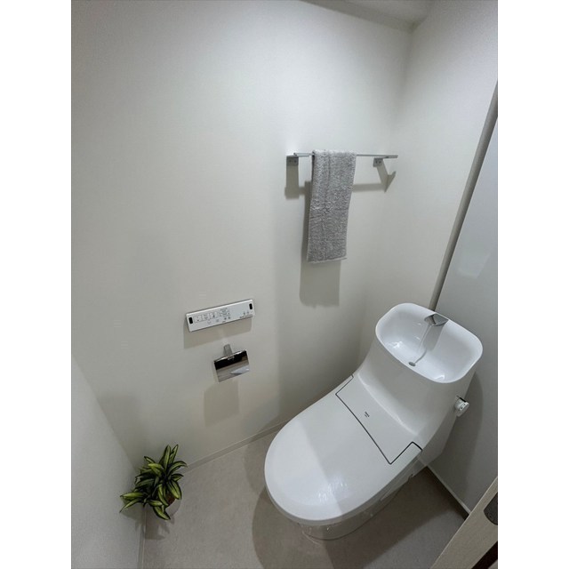 トイレ　写真はモデルルームイメージ