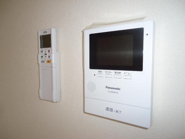 セキュリティ　カメラ付インターホン（イメージ）