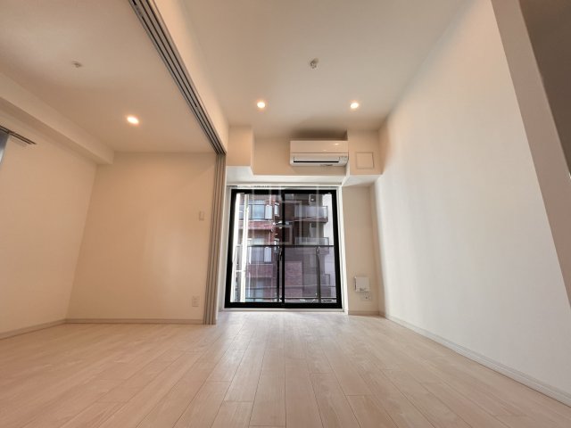 居室・リビング　シーズンフラッツ梅田NORTH　リビング・ダイニングスペース