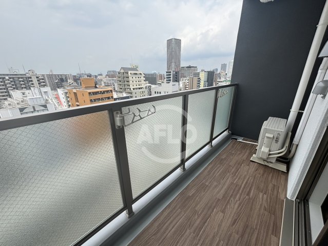 バルコニー　ArtizA西長堀　バルコニー