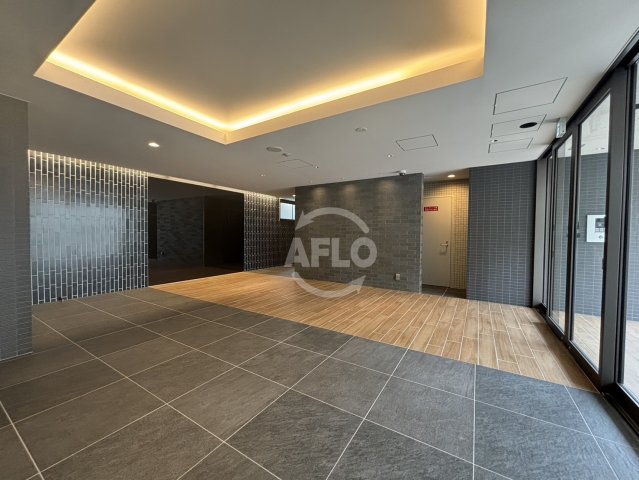 ロビー　ArtizA西長堀　ロビー