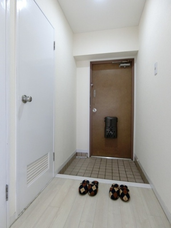 玄関　図面と現状に相違がある場合には現状を優先