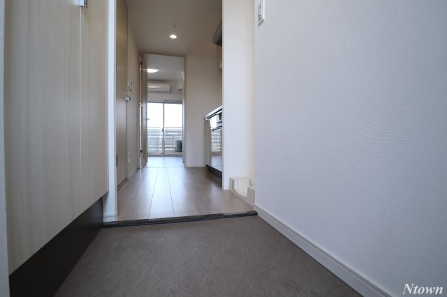 玄関　明るい玄関です