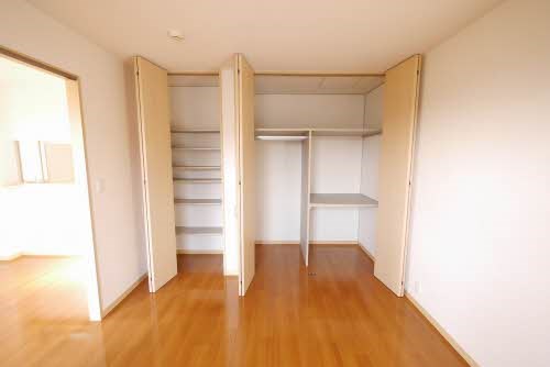 収納　※別号室の写真です。収納あり