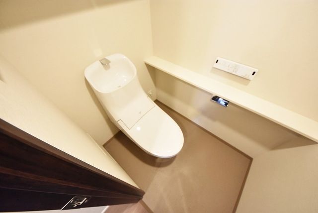 トイレ　参考写真