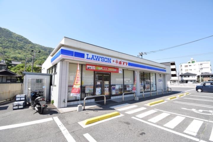 コンビニ　ローソン（コンビニ）まで629m