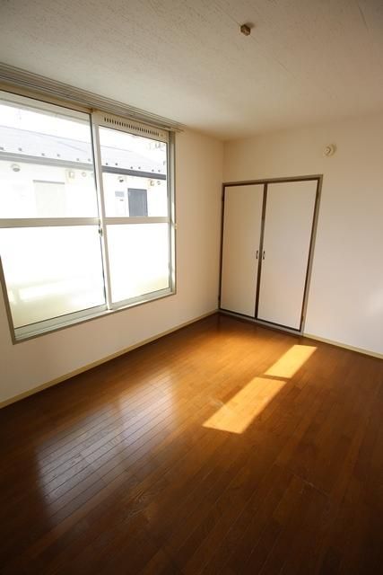 居室・リビング　★６帖の洋室★