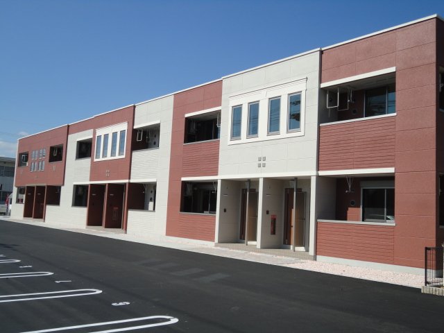 建物外観　外観写真（昼）