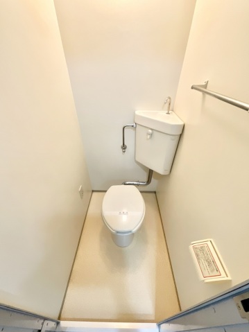 トイレ　同物件別号室