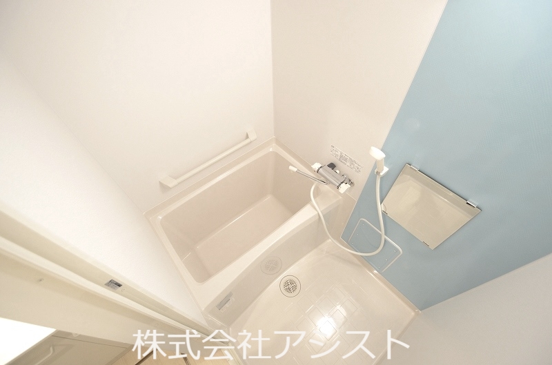 バス・シャワールーム　設備仕様については異なる場合がございます。