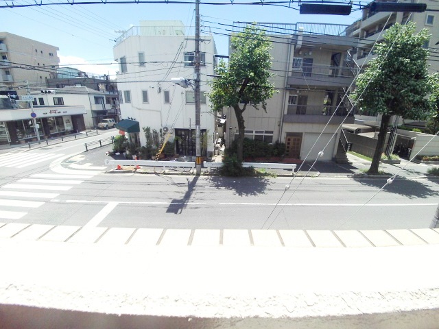 エントランス　お部屋からの眺望になります