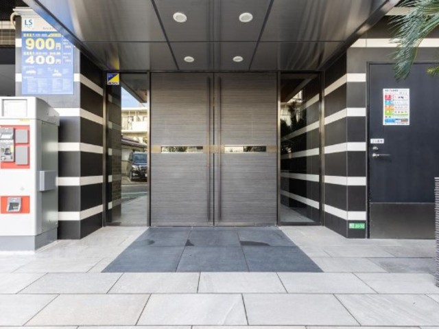 エントランス　エントランス