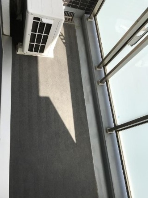 バルコニー　バルコニーあります