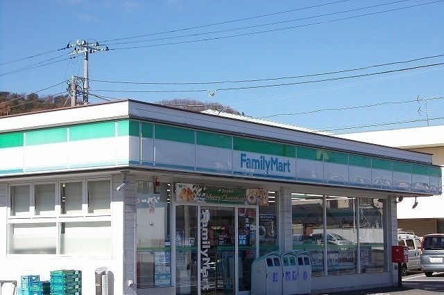 コンビニ　ファミリーマート修善寺駅北口店（コンビニ）まで550m