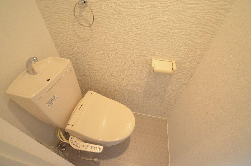 トイレ　シャワー付トイレ