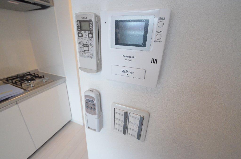 セキュリティ　カメラ付インターホン