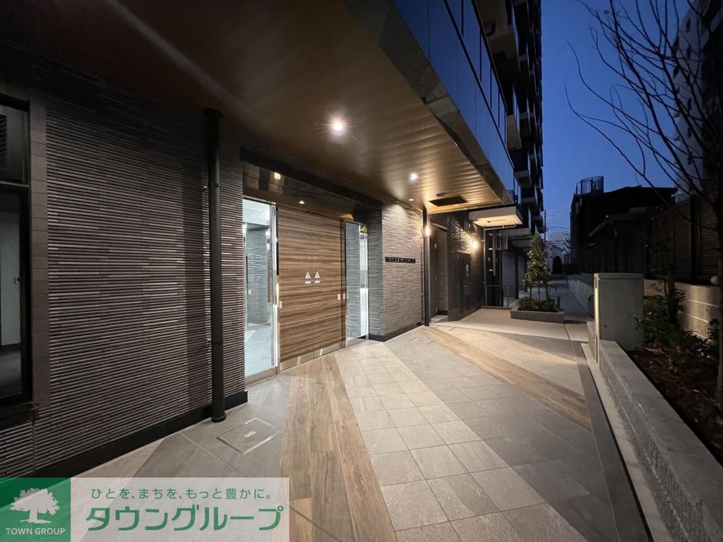 エントランス　★お部屋探しは株式会社タウンハウジング東京まで★