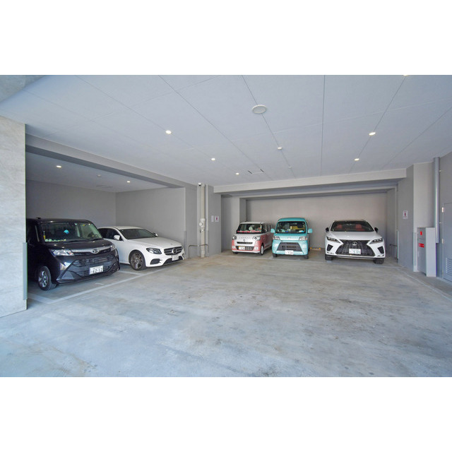 駐車場　駐車場完備です