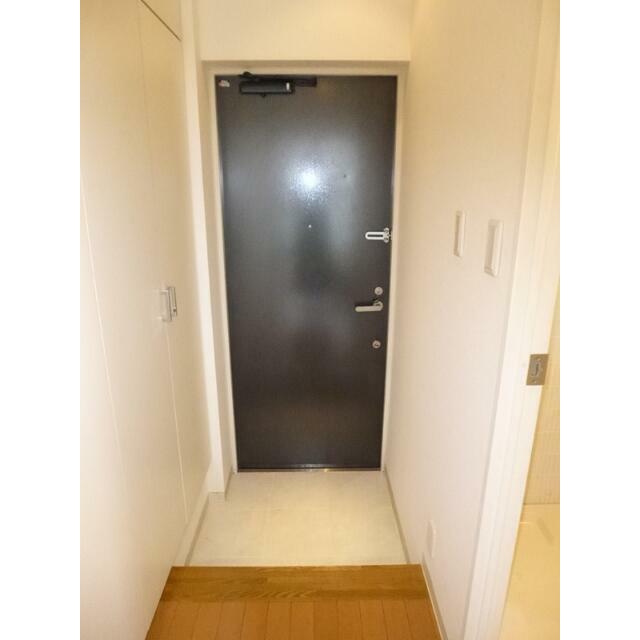 玄関　別部屋同間取