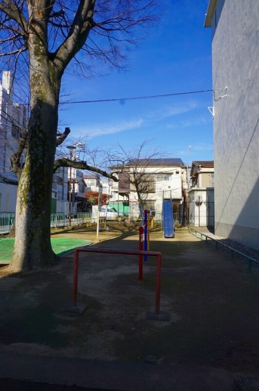 公園　北区立西が丘二丁目児童遊園（公園）まで759m