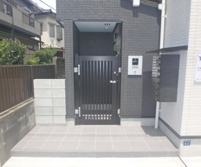 エントランス　礼金0円プラン有♪インターネット無料♪