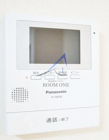 セキュリティ　モニター付きインターホンです。