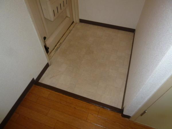 玄関　玄関は広かったですよ