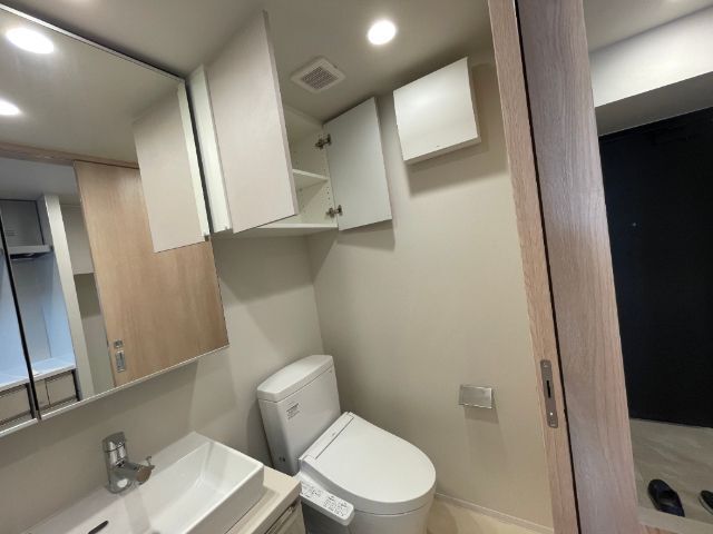 トイレ　別号室の参考写真