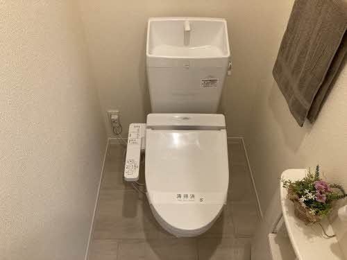 トイレ　トイレ