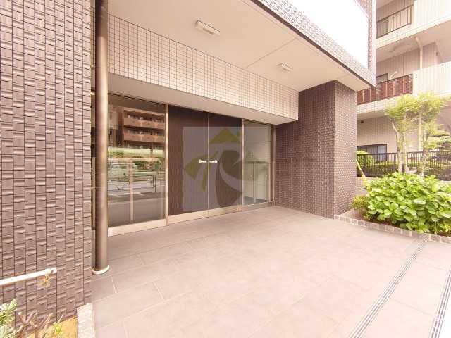 エントランス　ザ・パークハビオ目黒