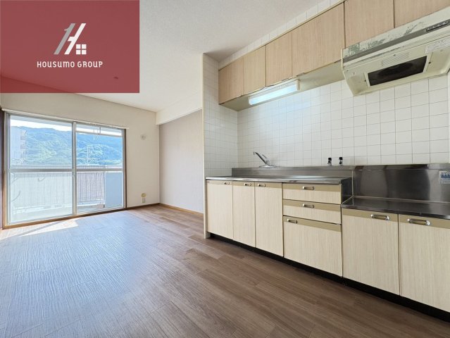 居室・リビング　同施工会社・同型モデルの室内です。（参考写真・イメージ写真）