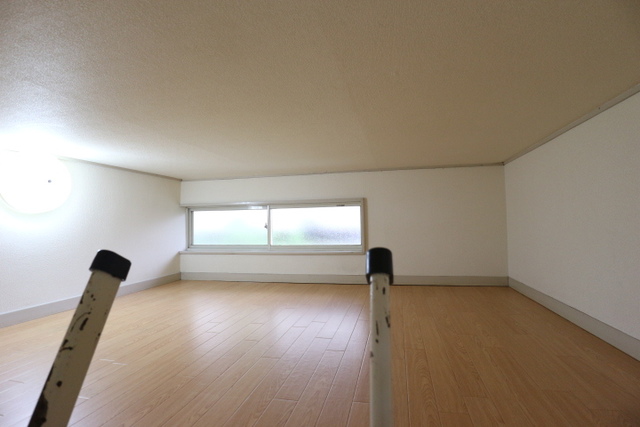 その他　ロフト4帖