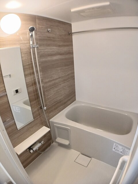 バス・シャワールーム　バス