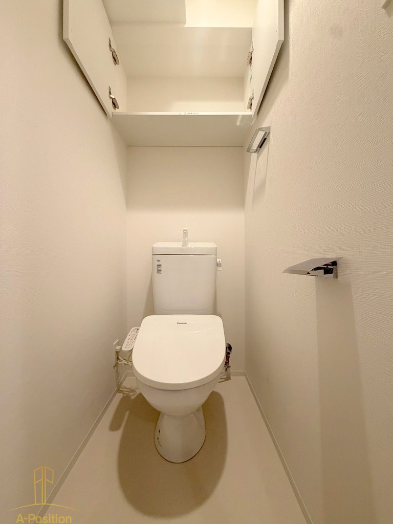 トイレ　スプランディット梅田WEST