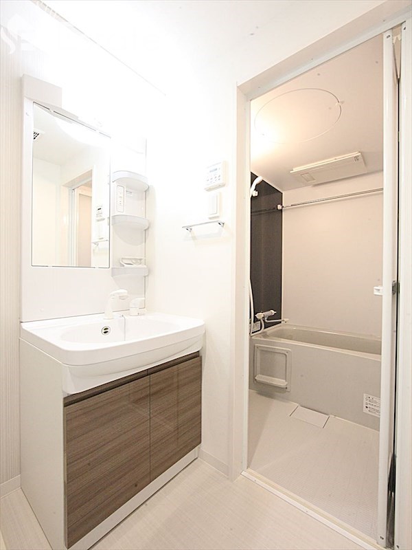 洗面設備　洗面所