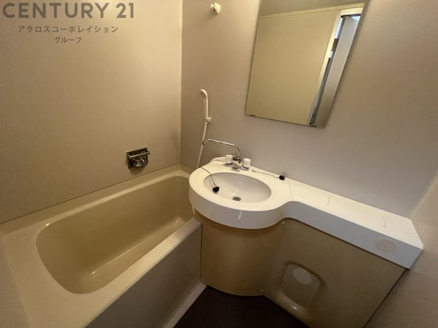 バス・シャワールーム　シンプルで機能的なユニットバスです！