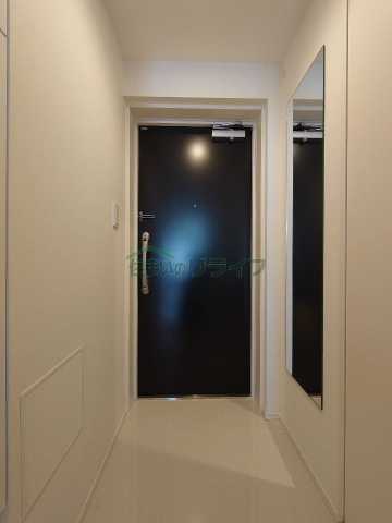 玄関　ALTERNA早稲田