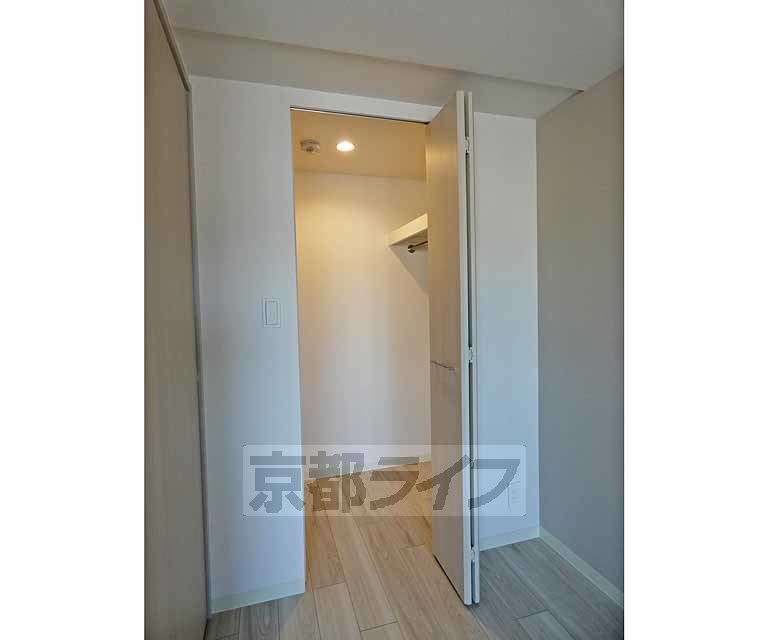 収納　ウォークインクローゼット