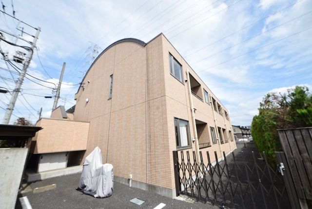 建物外観　★駅徒歩５分★