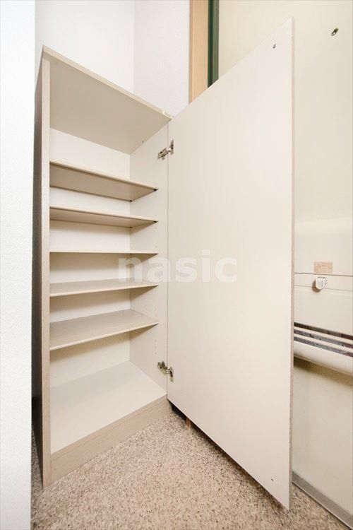 玄関　シューズボックス