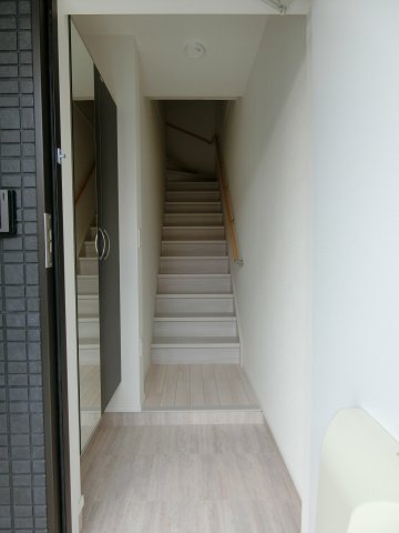 玄関　イメージ201号室の写真