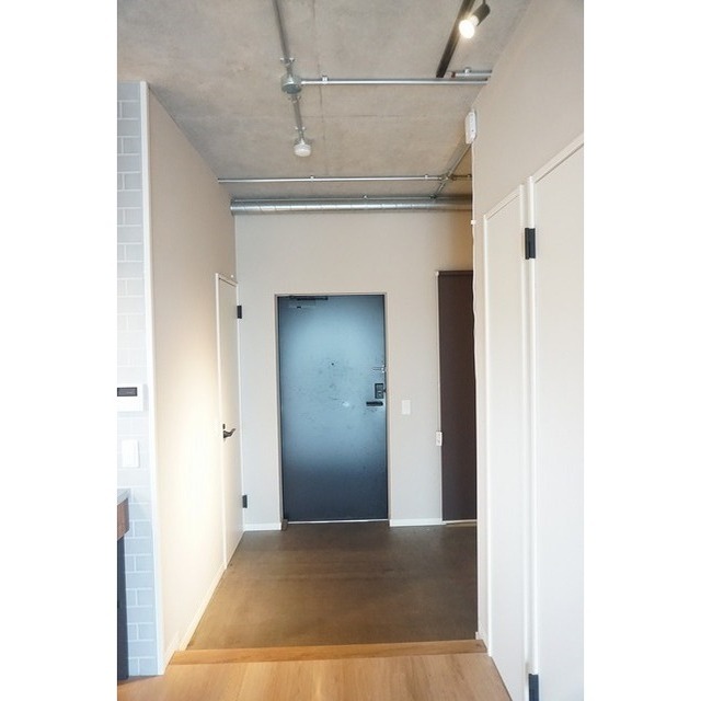 玄関　写真はイメージです