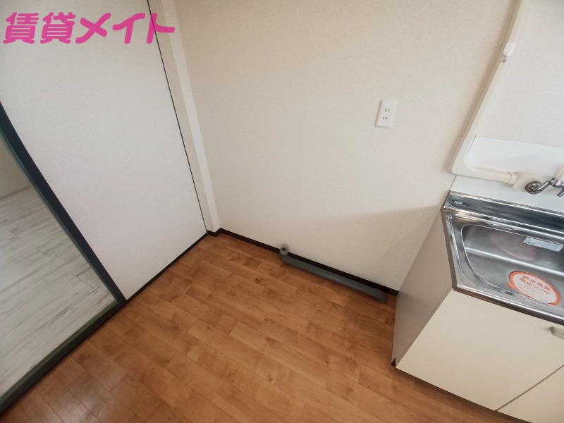 キッチン　同型参考写真