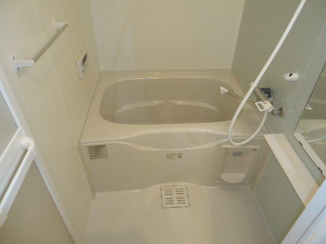 バス・シャワールーム　バスルーム