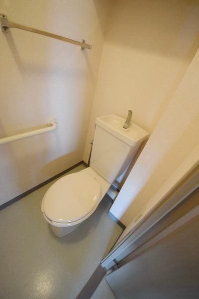 トイレ　★清潔感のあるきれいなトイレです★