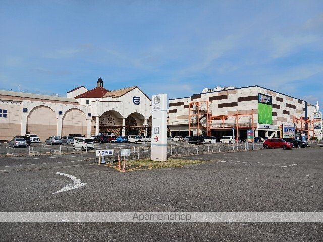 ショッピングセンター　フジグラン今治店（ショッピングセンター）まで1000m